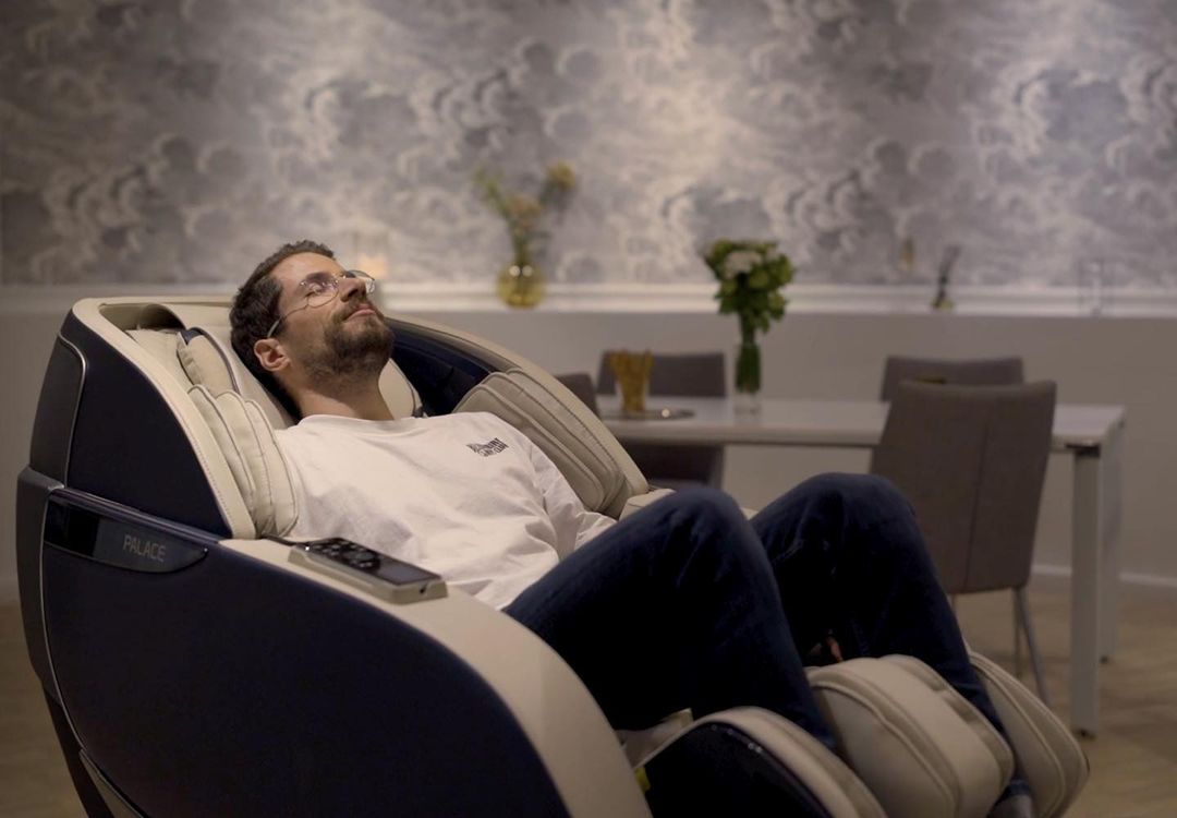 3D vs 4D Massage Chair